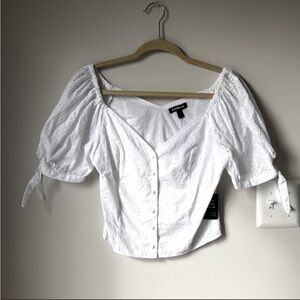 Cute white Express top
